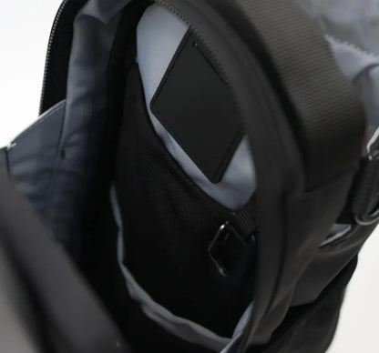 EAZIE Magnetic Gym Bag